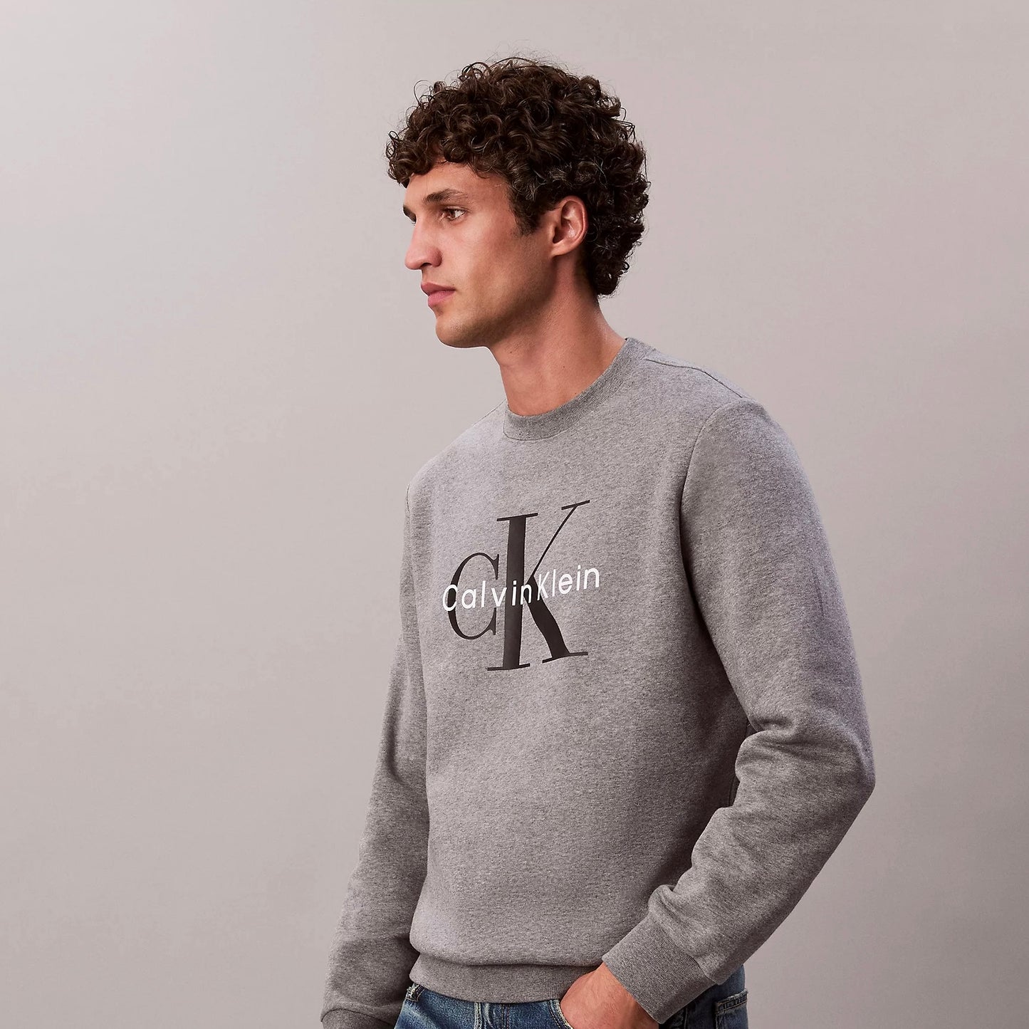 Buzo Calvin Klein de felpa