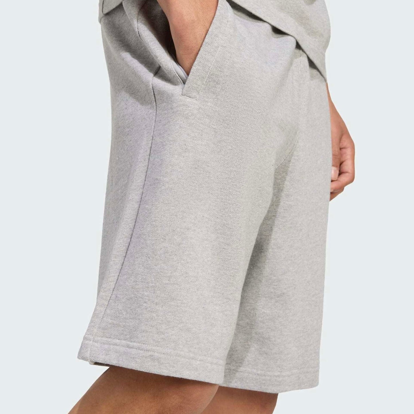 Bermuda Adidas originals // gris