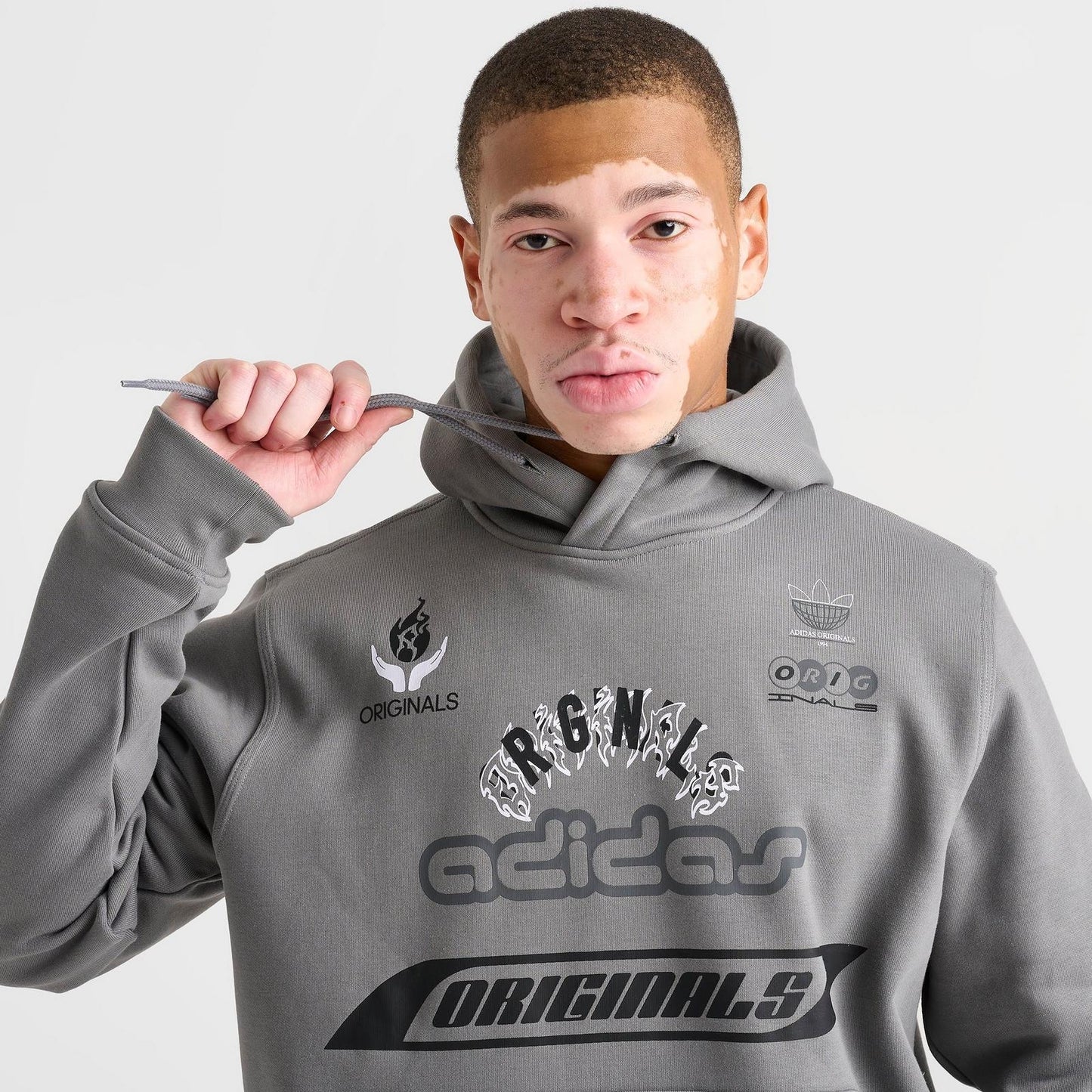 Hoodie Adidas Originals // gris