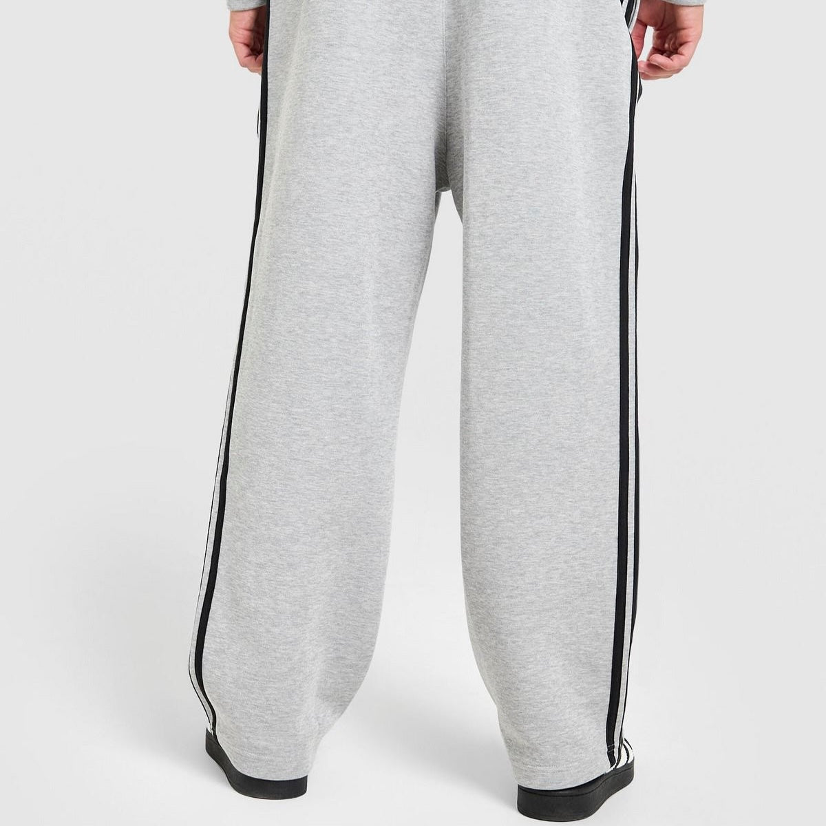 Pantalón Adidas originals Oversize