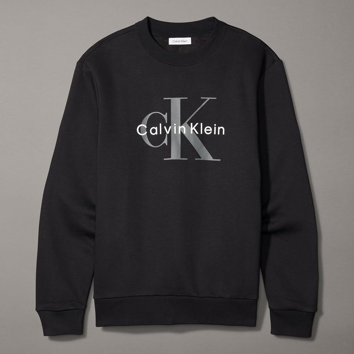 Buzo Calvin Klein // negro