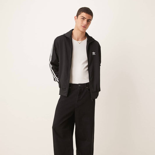 Campera Adidas Originals tela satén deportiva // negra