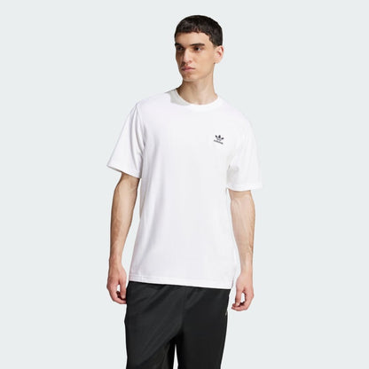 Remera Adidas Originals oversize clásica logo chico // blanca
