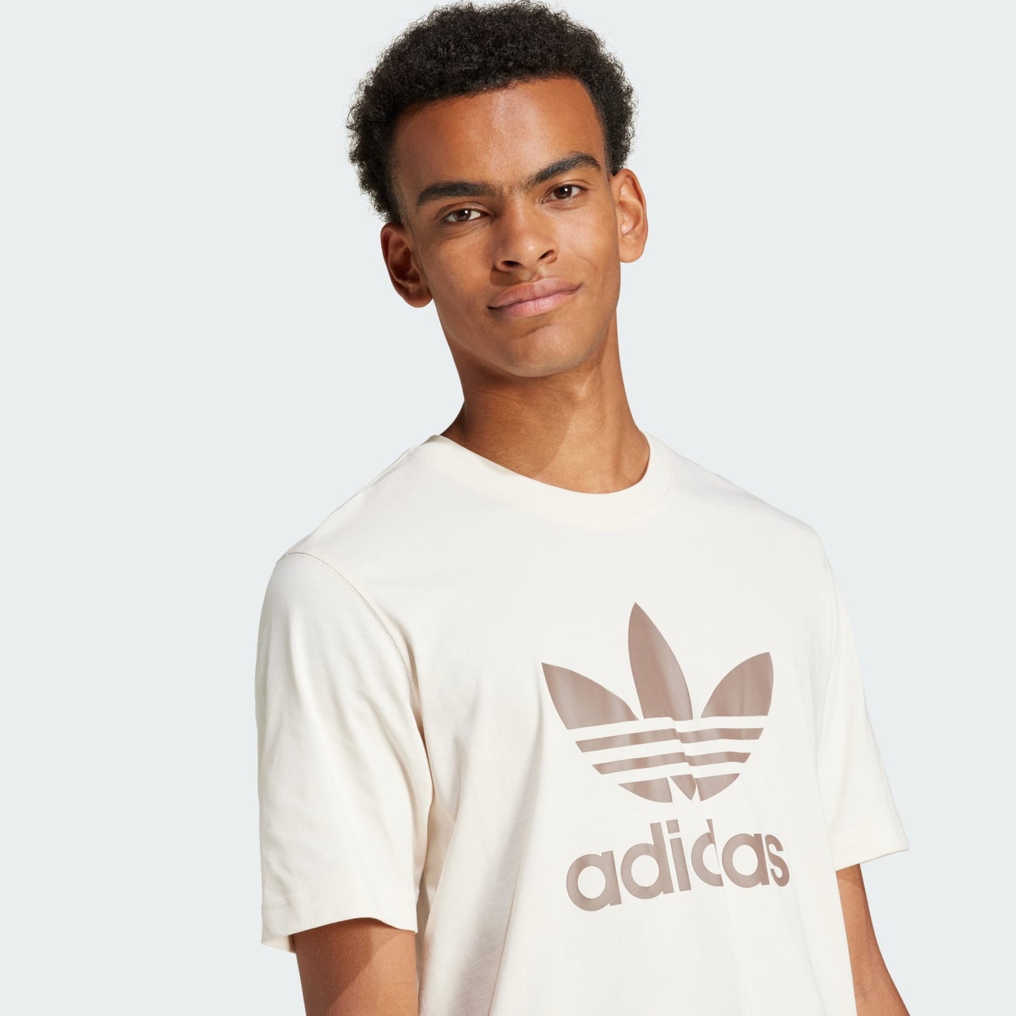 Remera Adidas Originals // cremita