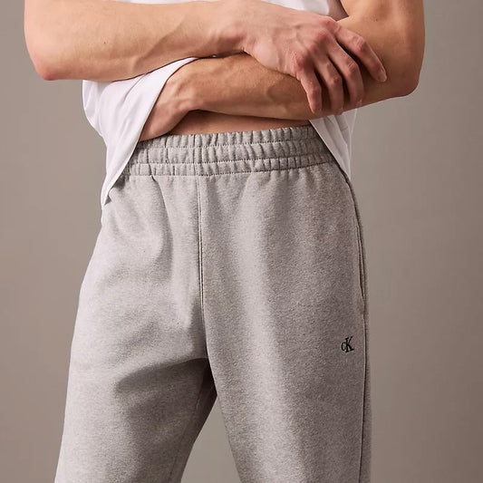Pantalón Calvin Klein // gris
